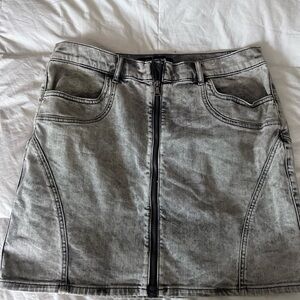 Express Light Gray Mini Skirt
